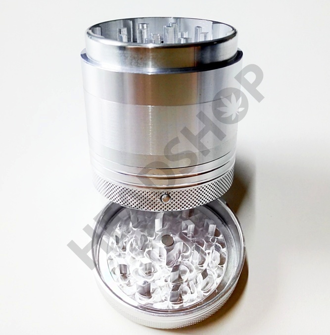 Pure grinder de couleur argenté