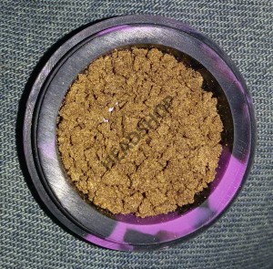 Hash Ice O Lator en cours de séchage Résine de cannabis extraite avec Pure Extract Bag