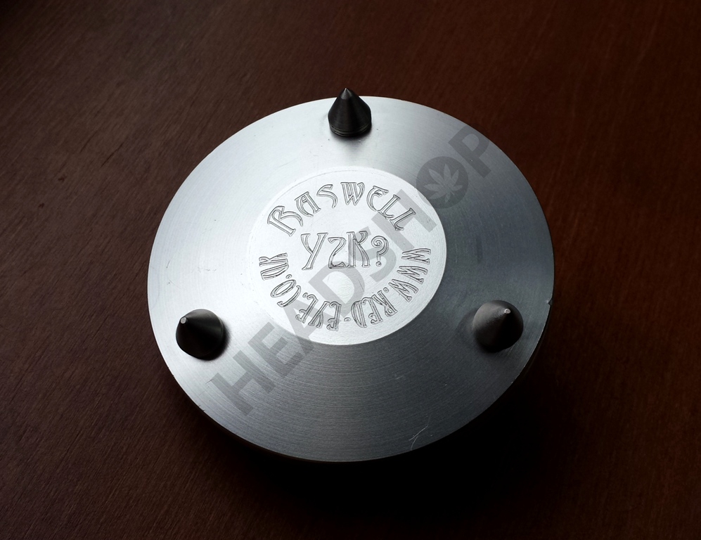 La pipe Raswell est fabriquée en aluminium anodisé Pipe Raswell Red Eye